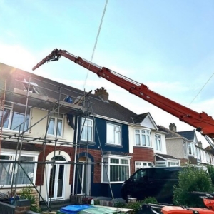 Spider Crane lifting steel beams into the roof of house. Easily done with our cranes and fully trained site crew ✅

Cranes also available for hire - 02392 673778 

All things steel - steels@buildingsteelsolutions.co.uk

#crane #sitework #cranehire #loftconversion #loft #roof #roofsteel